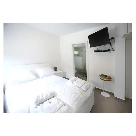 Boutique Apartment 