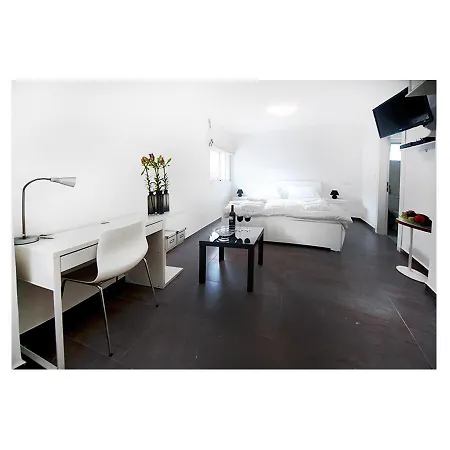 Boutique Apartment 